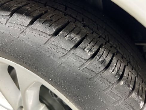 Used 2019 Ford Fusion SE FWD image 39