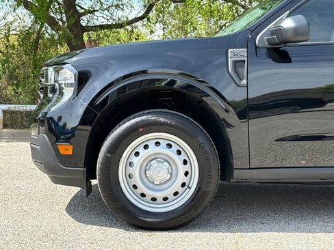 New 2026 Ford Maverick XL image 5