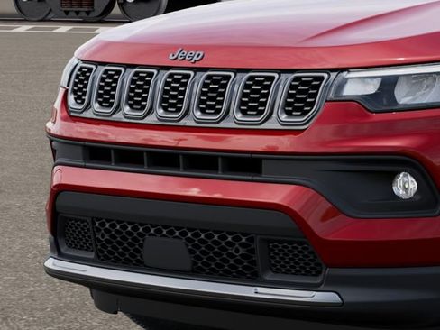 New 2026 Jeep Compass Latitude AWD/4WD image 11