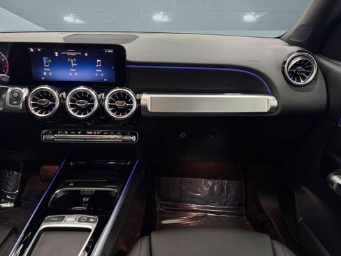 Used 2026 Mercedes-Benz GLB 250 image 26