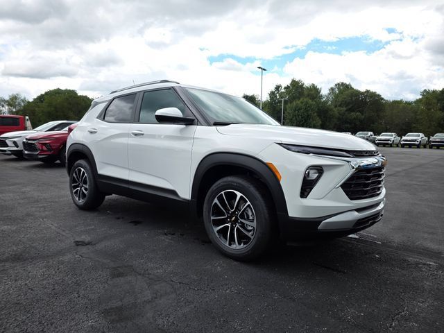 New 2026 Chevrolet TrailBlazer LT w/ LT Cold Weather Package AWD/4WD image 5
