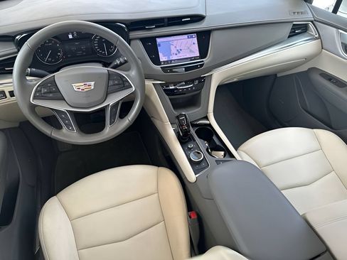 Used 2020 Cadillac XT5 Premium Luxury AWD/4WD image 8