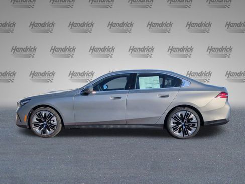 New 2026 BMW 530i w/ Premium Package image 10