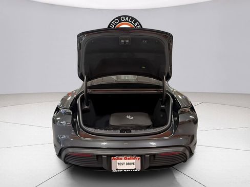 Used 2021 Porsche Taycan RWD image 27