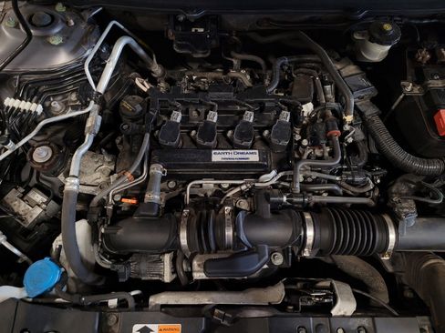 Used 2018 Honda Accord LX image 30