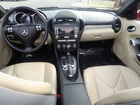 Used 2008 Mercedes-Benz SLK 350 image 23