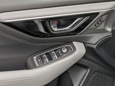 Used 2021 Subaru Outback Limited XT image 18