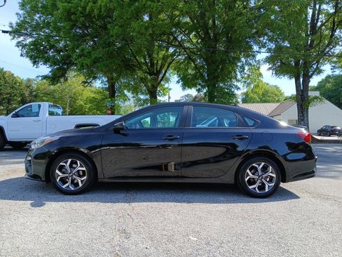 Used 2019 Kia Forte LXS image 1