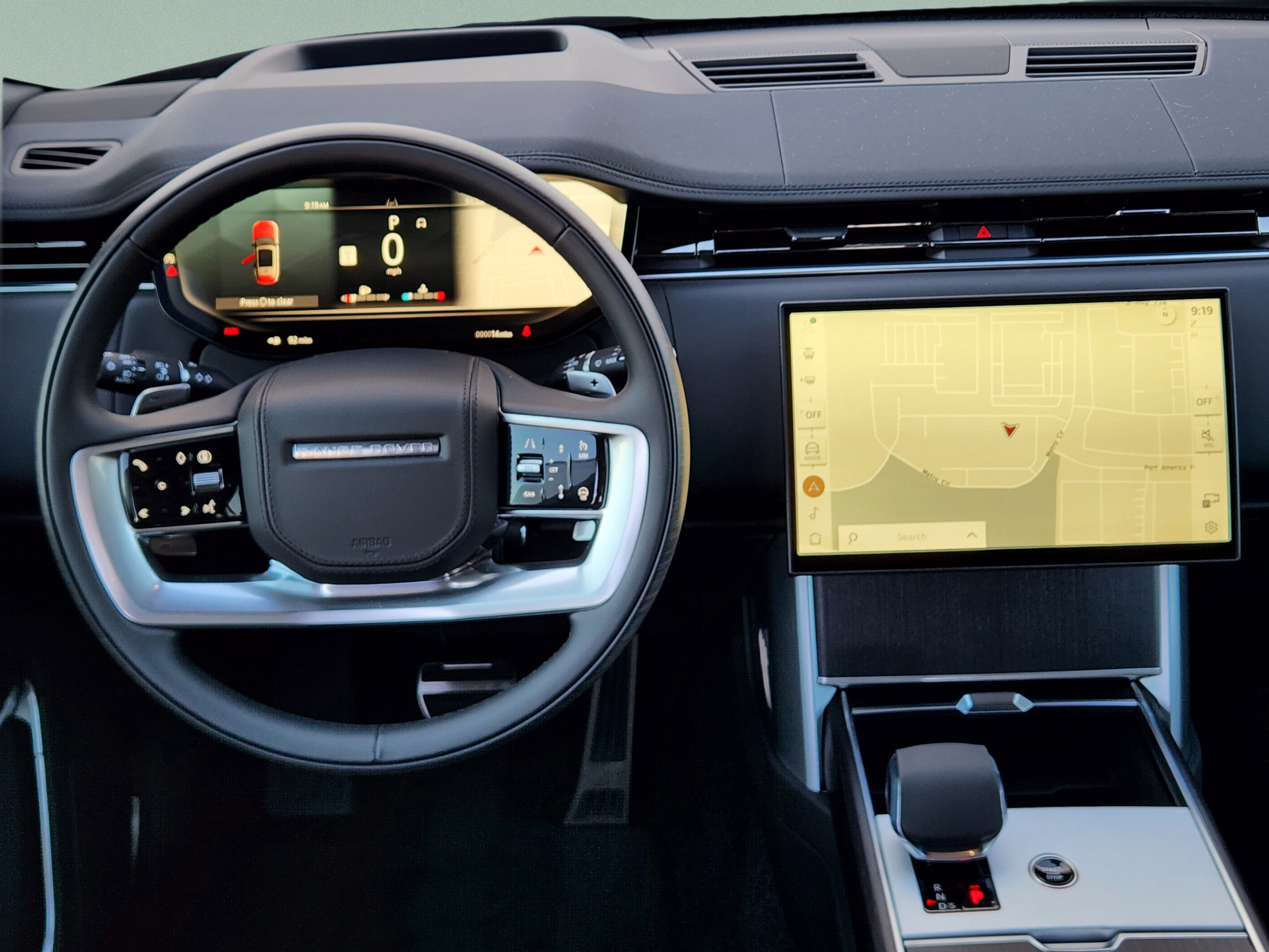 New 2026 Land Rover Range Rover Long Wheelbase SE AWD/4WD image 20
