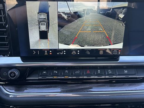 Used 2025 Chevrolet Silverado 1500 LTZ w/ Technology Package AWD/4WD image 13
