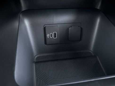 New 2026 Ford Explorer Active image 27