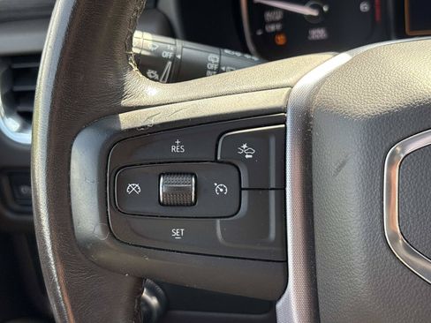 Used 2021 GMC Yukon SLT w/ Rear Media and Nav Package AWD/4WD image 20