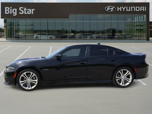 Used 2022 Dodge Charger R/T RWD image 2