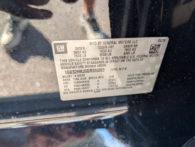 Used 2016 GMC Yukon XL Denali w/ Open Road Package AWD/4WD image 33