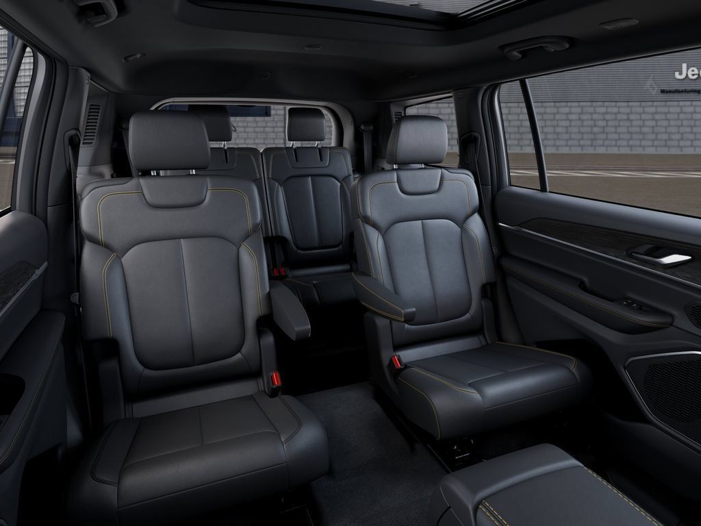 New 2026 Jeep Grand Cherokee L Limited AWD/4WD image 15