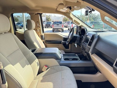 Used 2017 Ford F150 XLT w/ Equipment Group 301A Mid image 29