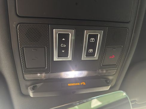 Used 2021 Land Rover Defender 110 S AWD/4WD image 28