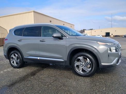 Used 2022 Hyundai Santa Fe SEL w/ Cargo Package image 2
