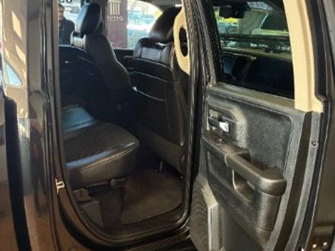 Used 2017 RAM 1500 Sport w/ Premium Sound Group image 31