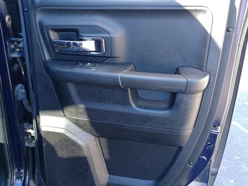 Used 2014 RAM 1500 Laramie w/ Convenience Group image 19