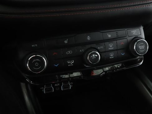 Used 2022 Dodge Durango R/T w/ Blacktop Package image 14