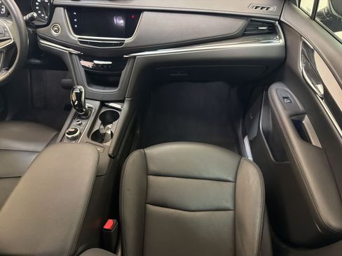 Used 2022 Cadillac XT5 Premium Luxury w/ Technology Package FWD image 28