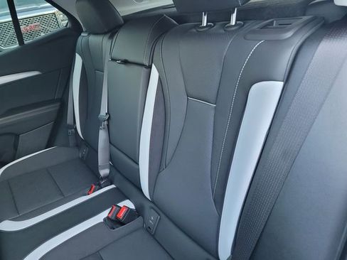 New 2025 Buick Envision Sport Touring image 9