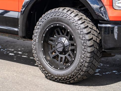 Used 2016 Ford F150 XLT image 7