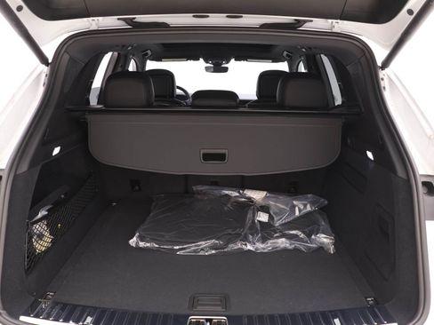 Used 2024 Porsche Cayenne image 20