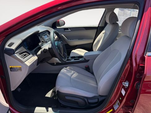 Used 2015 Hyundai Sonata SE FWD image 10