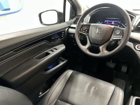 Certified 2023 Honda Odyssey Touring image 12