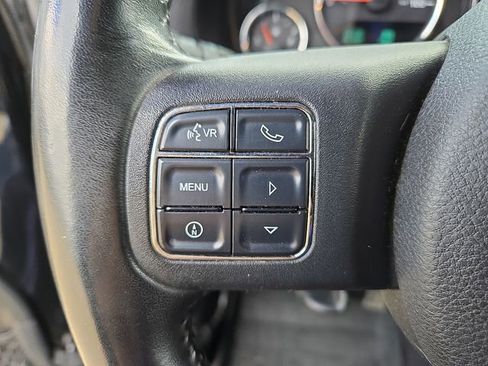 Used 2011 Jeep Wrangler Sahara w/ Dual Top Group image 27