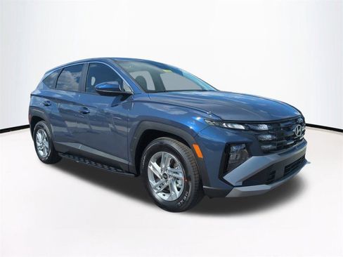 New 2026 Hyundai Tucson SE image 2