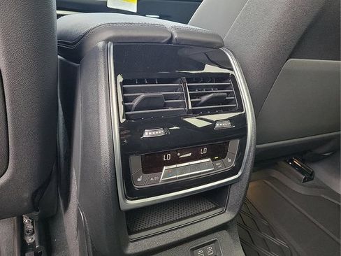 New 2027 BMW X7 M60i AWD/4WD image 14