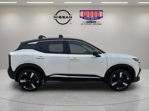 New 2026 Nissan Kicks SR w/ Cold Weather Package AWD/4WD image 2