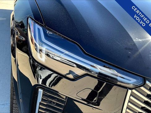 Used 2025 Volvo XC90 B6 Plus image 37