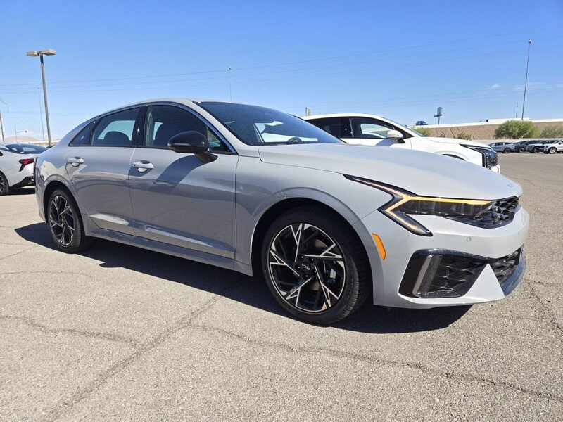 New 2027 Kia K5 GT-Line image 2