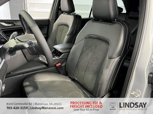 New 2025 Jeep Grand Cherokee Altitude AWD/4WD image 23