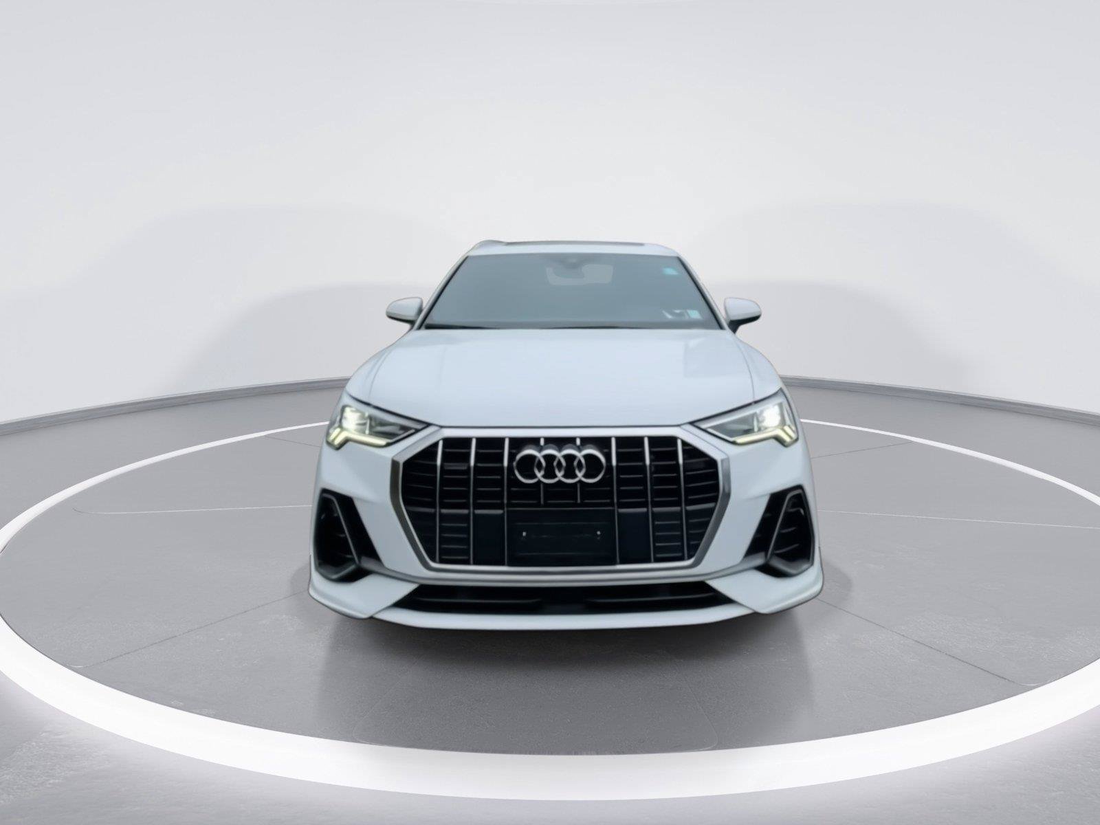Used 2025 Audi Q3 2.0T Premium AWD/4WD image 3