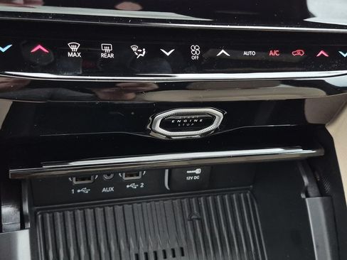 New 2026 Jeep Grand Cherokee L Limited w/ Luxury Tech Group II RWD image 27