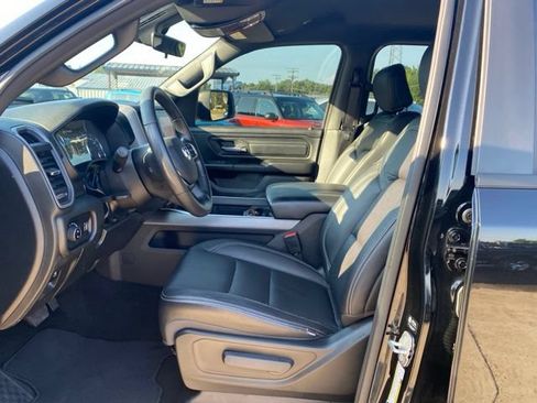 Used 2025 RAM 1500 Tradesman w/ Night Edition AWD/4WD image 34