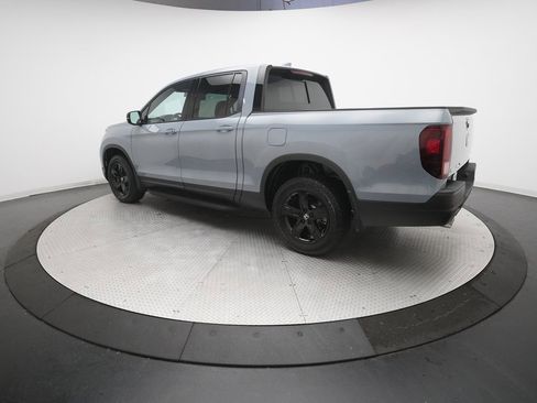 Used 2022 Honda Ridgeline Black Edition image 12