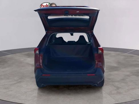 Used 2025 Toyota RAV4 XLE image 20