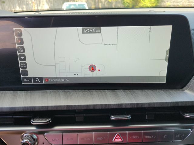 Used 2024 Kia Telluride EX w/ EX Captain's Chair Package FWD image 31