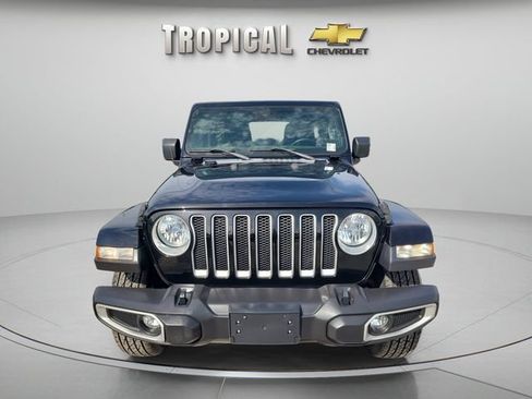 Used 2020 Jeep Wrangler Unlimited Sahara AWD/4WD image 8