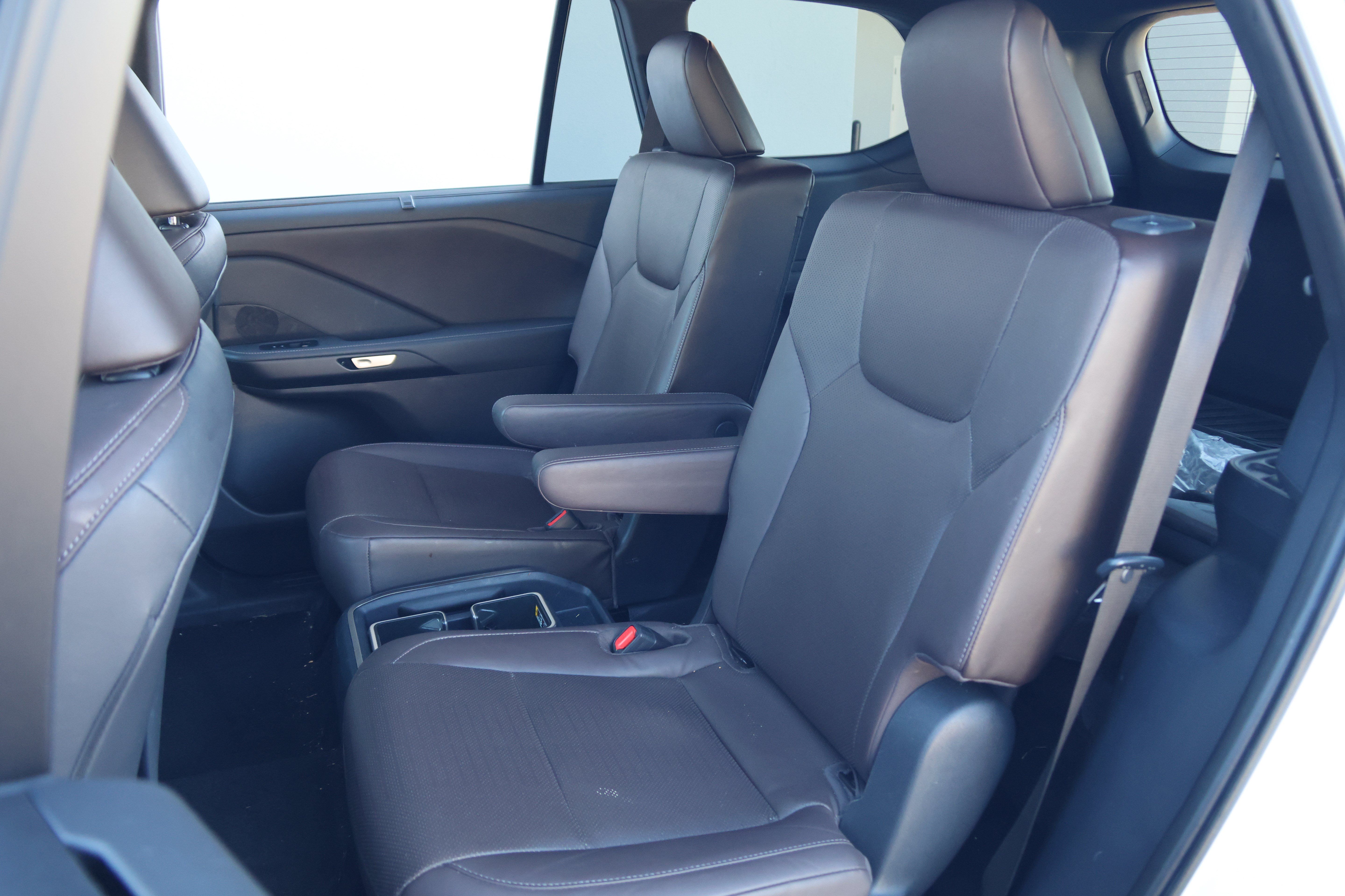 Certified 2024 Lexus TX 350 FWD w/ Captains Chair Package image 37