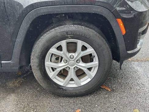 Certified 2023 Jeep Grand Cherokee L Limited AWD/4WD image 7