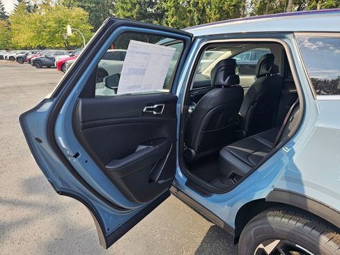 New 2026 Kia Sportage EX w/ EX Panoramic Sunroof Package image 23