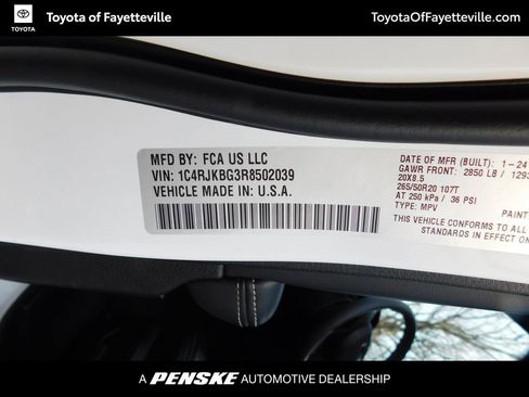 Used 2024 Jeep Grand Cherokee L Limited w/ Trailer Tow Package image 9