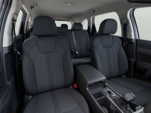 New 2026 Kia Sorento LX FWD image 15